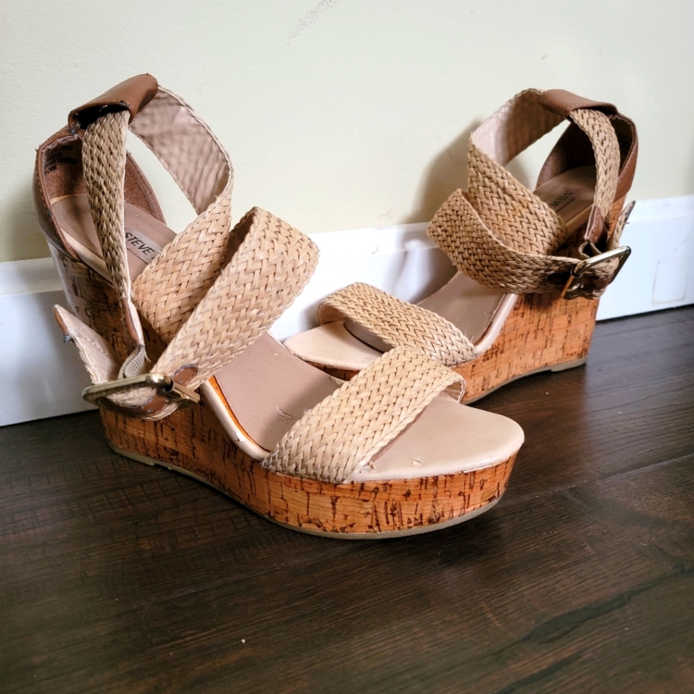 Steve Madden wedges